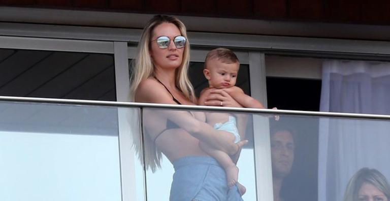 Candice Swanepoel curte o seu bebê no Rio de Janeiro