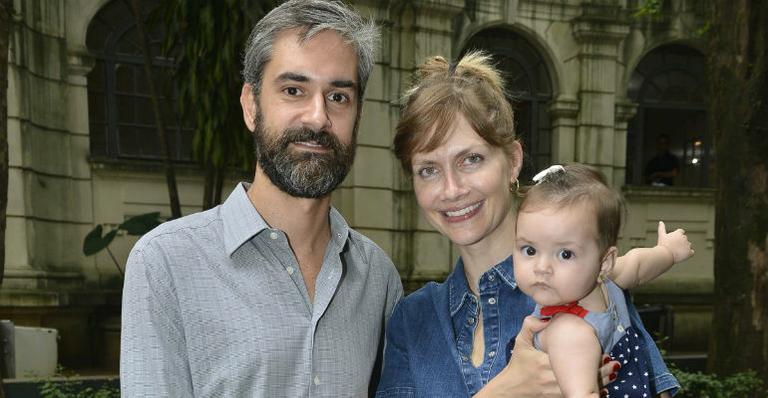 Com o clã, Ana Claudia Michels participa de piquenique em São Paulo