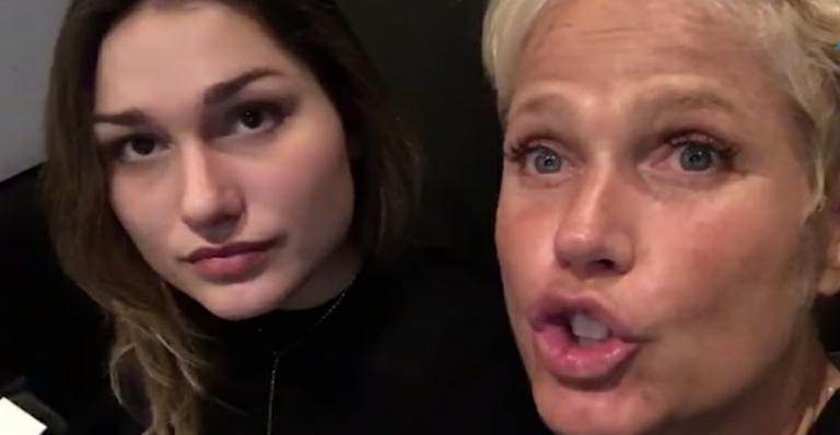 Xuxa e Sasha fazem tatuagem iguais em Nova York