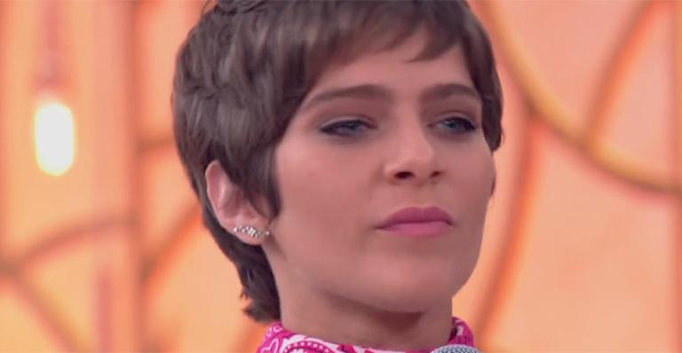 Após anos afastada do pai, Isabella Santoni anuncia: ‘Estou restabelecendo laços’