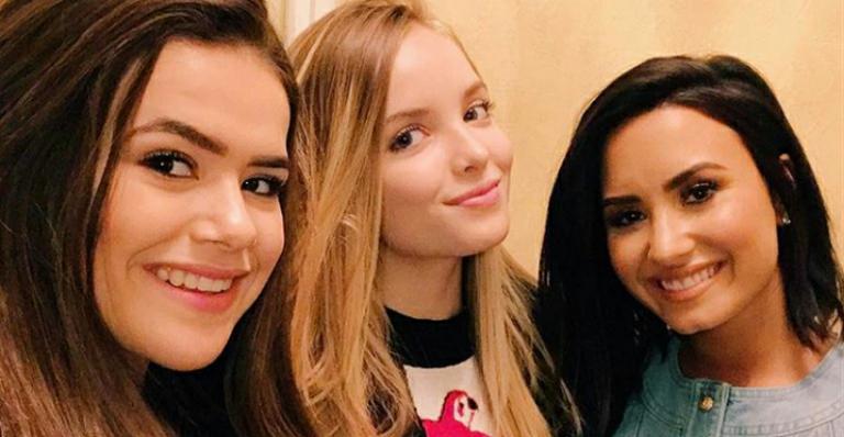 Maisa Silva e Giovanna Chaves mostram a entrevista com Demi Lovato