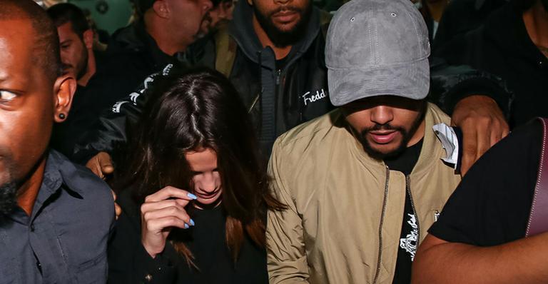 Selena Gomez e The Weeknd desembarcam no Brasil para festival