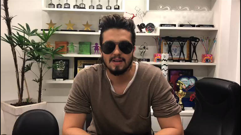 Luan Santana apresenta seu novo clipe ‘Acordando o Prédio’