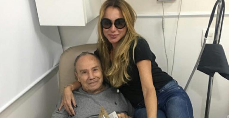 Aos 84 anos, Stênio Garcia sofre acidente doméstico e dá entrada em hospital no Rio de Janeiro