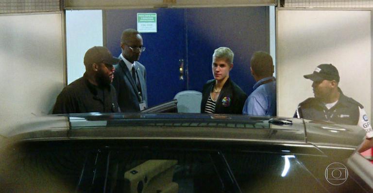 Justin Bieber chega ao Brasil para primeiro show no Rio de Janeiro