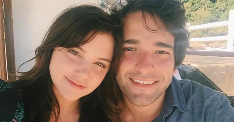 Alice Wegmann se declara a Humberto Carrão: ‘História doida que virou a gente do avesso’