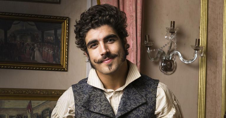 Caio Castro revela que perdeu o BV aos 7 anos e a virgindade aos 15
