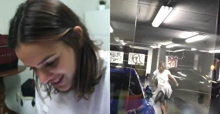 Bruna Marquezine perde jogo com Neymar, foge e se esconde atrás de carro de luxo