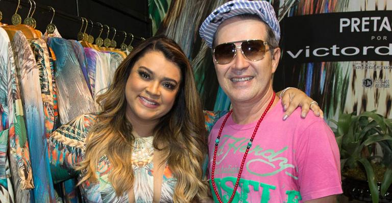 Preta Gil lança coleção em parceria com Victor Dzenk
