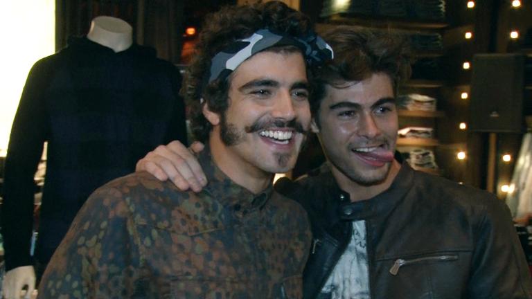 Caio Castro e Rafael Vitti: estilo e bom humor a serviço da moda