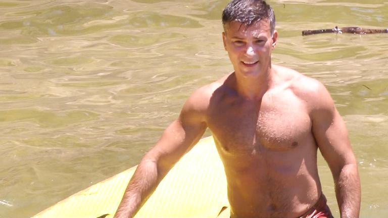 Leonardo Vieira faz ensaio exclusivo na Ilha de CARAS