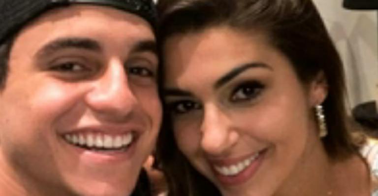Vivian e Manoel desconversam sobre namoro: “Muita correria”