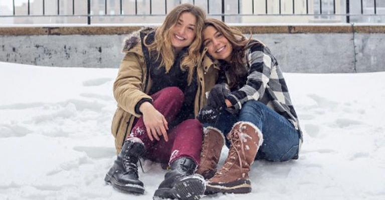 Sasha Meneghel posa sorridente para amiga e Xuxa elogia: “Como pode ser tão linda?”