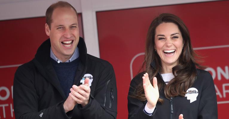 Kate Middleton e Príncipe William revelam ser apaixonados por séries e curry