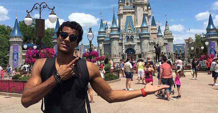 De férias, Marcello Melo Jr viaja para os EUA