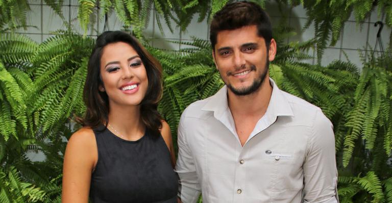 Yanna Lavigne rebate seguidora que lamentou ausência de Bruno Gissoni: “Antes só do que…”