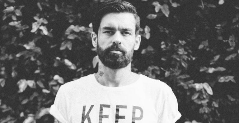 Esteban Tavares se prepara para lançar seu novo álbum: “Gosto de dividir sentimentos com as pessoas”