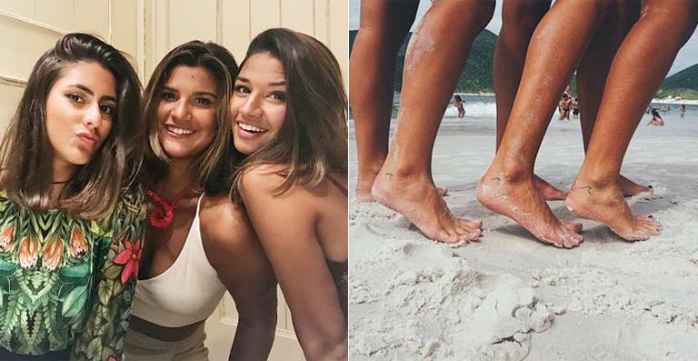 Giulia Costa faz tatuagem com as melhores amigas