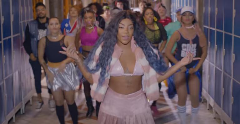 Ludmilla é a garota mais popular da escola em novo clipe; veja ‘Cheguei’