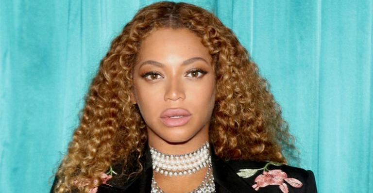 Representante de Beyoncé nega que ela tenha feito preenchimento labial