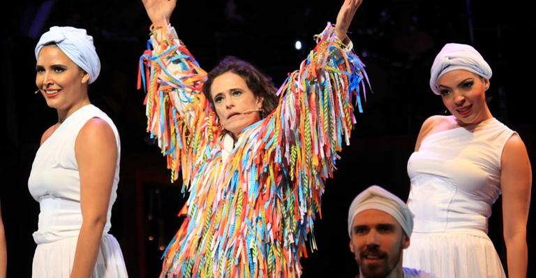 Zélia Duncan estrela musical sobre os 50 anos da Tropicália