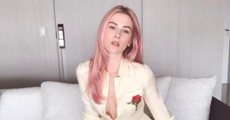 Fiorella Mattheis revela que Alexandre Pato é sua alma gêmea e comenta: “Trocamos nudes”