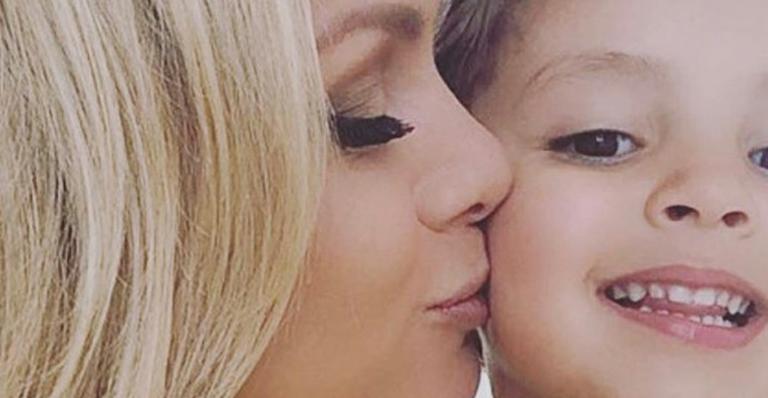 Grávida do segundo filho, Eliana paparica Arthur: “Amor da minha vida”