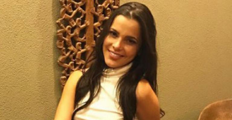 Agora milionária, Emilly passa fome em coquetel com comida chique: “Depois vou ter que ir no Mc”