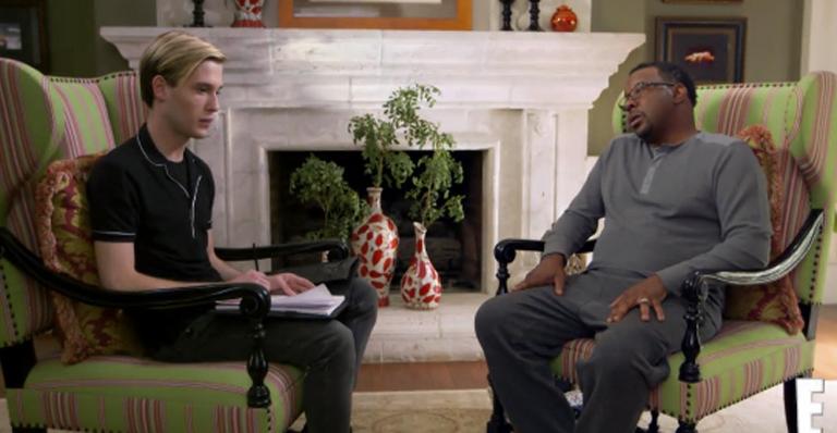 Médium diz receber mensagem de Whitney Houston para ex-marido da cantora, Bobby Brown