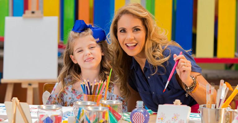 Lorena Queiroz celebra novo clipe em ‘Carinha de Anjo’ com Lucero: “Muito divertido”