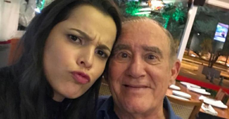 Emilly Araújo participa do novo ‘Os Trapalhões’ e tieta Renato Aragão