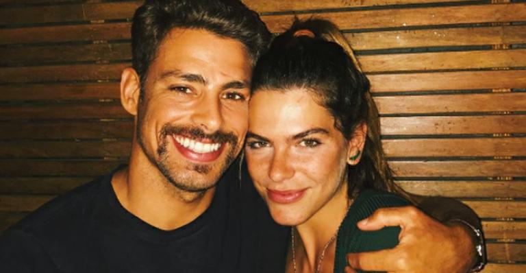 Mariana Goldfarb mostra jantar romântico com Cauã Reymond