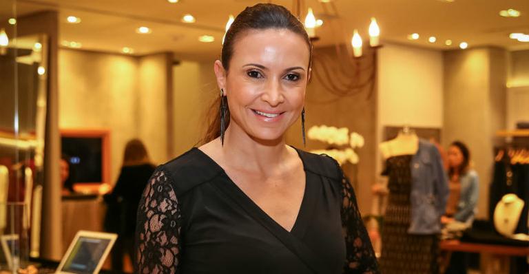 Em rara aparição, Maurren Maggi participa de evento fashion