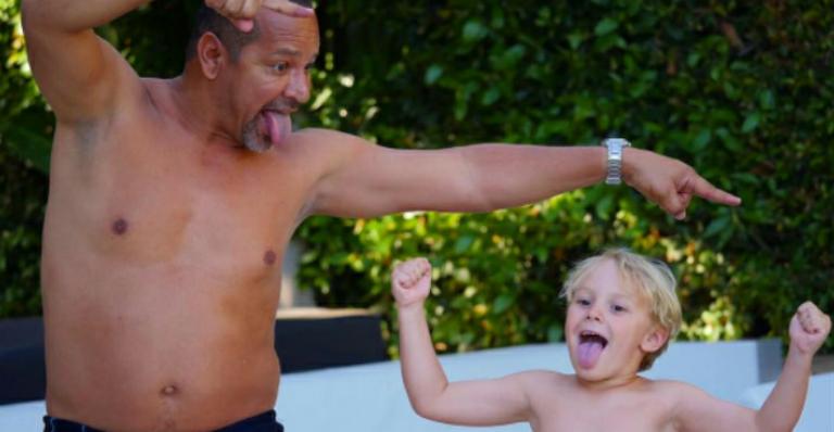 Neymar mostra foto divertida do pai e do filho: “Tem como eu ser normal?”