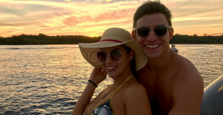 Vivian Amorim e Manoel Rafaski curtem fim de semana romântico em Manaus