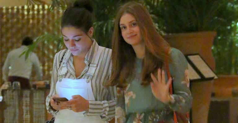 Marina Ruy Barbosa curte passeio com Luma Costa no Rio de Janeiro