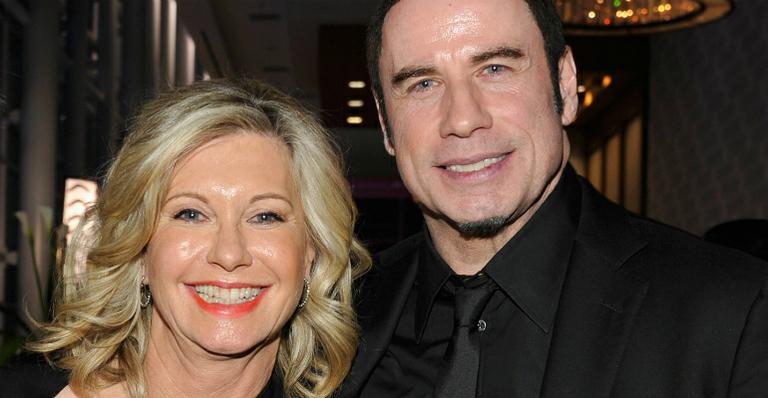 John Travolta dá apoio a Olivia Newton-John na luta contra o câncer