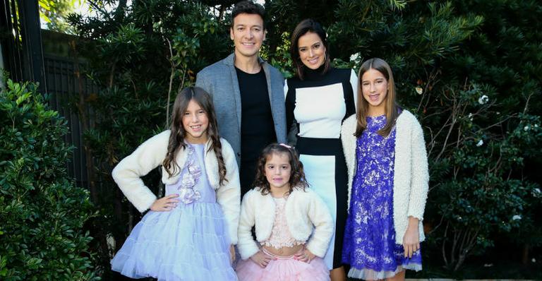 Com festão, Rodrigo Faro celebra o aniversário das filhas, Clara e Maria