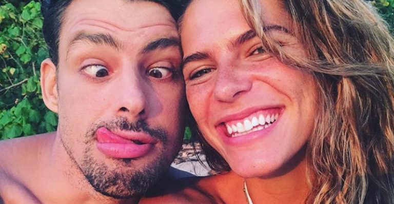 Mariana Goldfarb mostra foto divertida com Cauã Reymond e se declara
