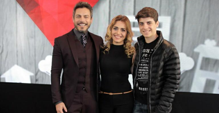 Com a família, Luigi Baricelli lança novo programa na Band