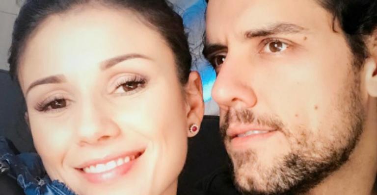 Paula Fernandes posa com o namorado: “Tudo é especial”