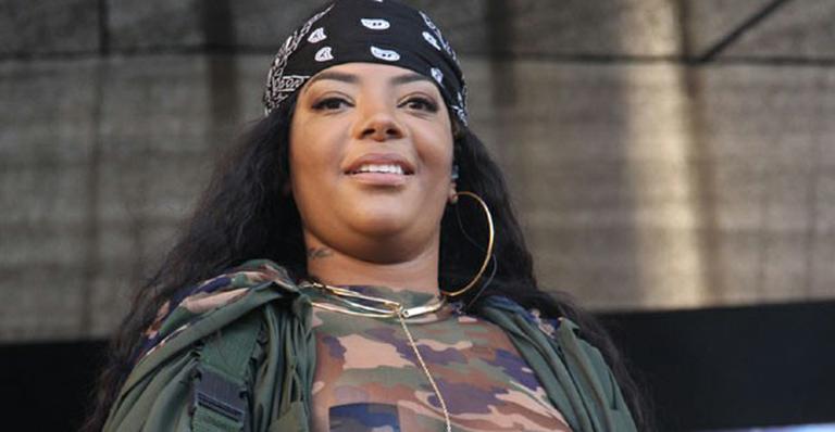 Ludmilla mostra antes e depois nas redes sociais: “Evoluir sempre”