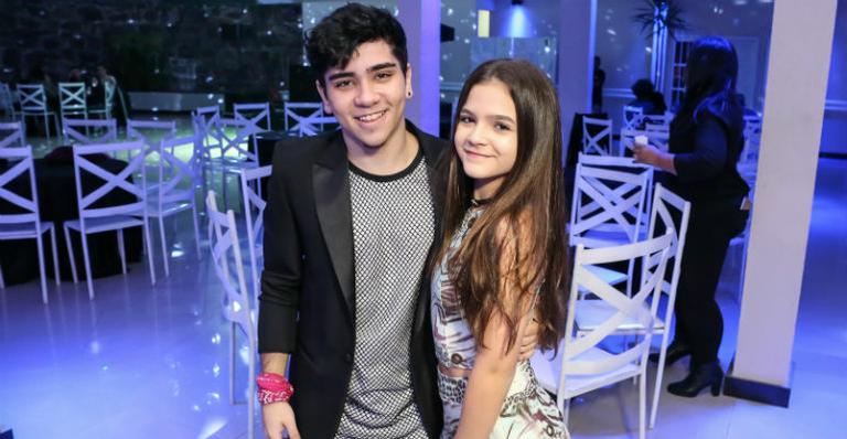 Mel Maia prestigia o aniversário de João Fernandes