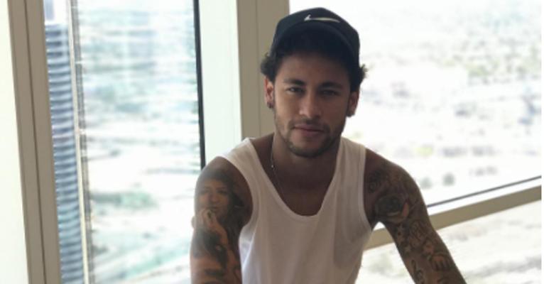 Fofura! Neymar publica vídeo do filho com bandana na cabeça dançando rap
