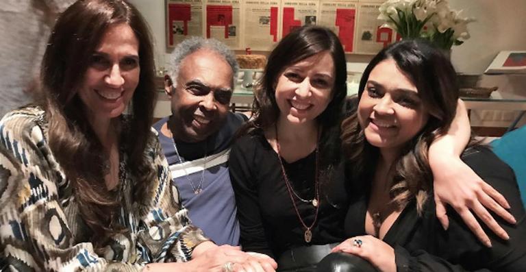 Gilberto Gil reúne a família em seu aniversário