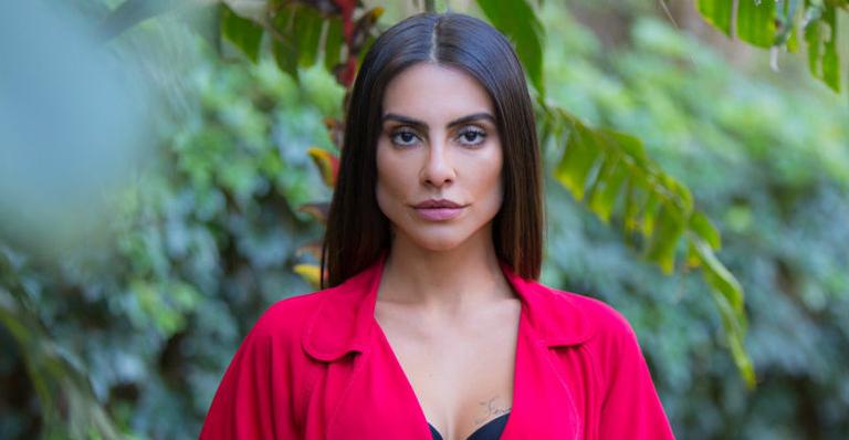 Cleo Pires faz seu debut como estilista e lança coleção