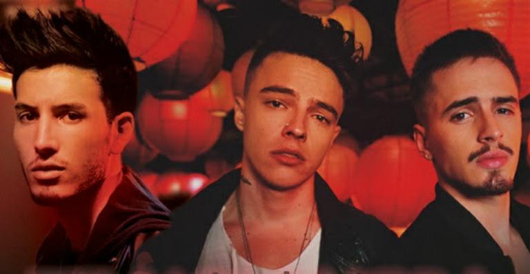 Banda Fly lança clipe com o colombiano Sebastián Yatra; veja ‘Traiçoeira’