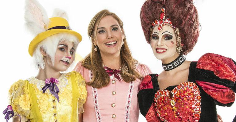 Heloisa Perissé estreia espetáculo com as filhas, Antonia e Luisa