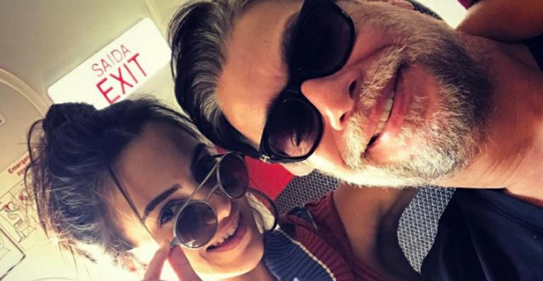 Fábio Assunção curte viagem romântica com a namorada no Chile