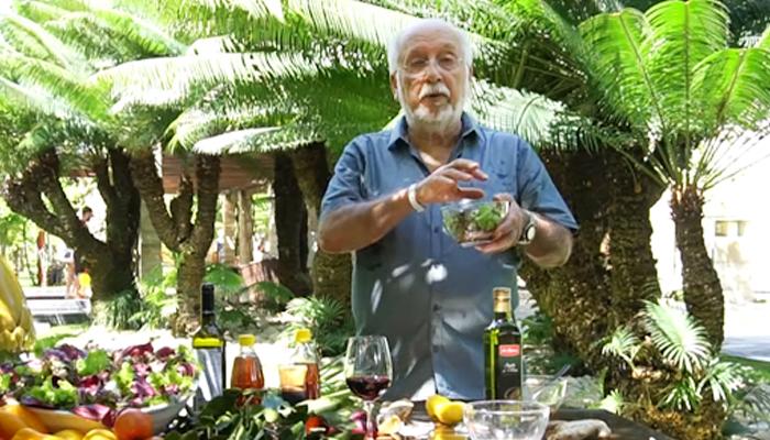 Roberto Menescal mostra o seu lado culinário